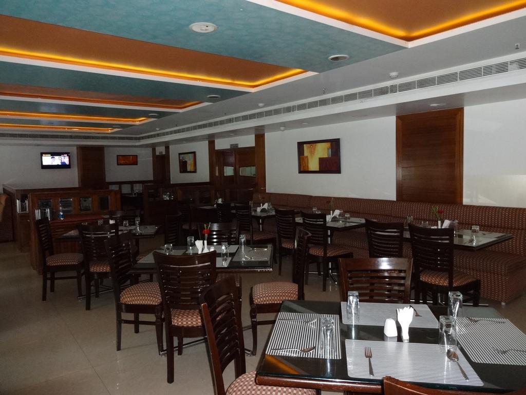 La Hospin Hotel Rājahmundry Pokój zdjęcie