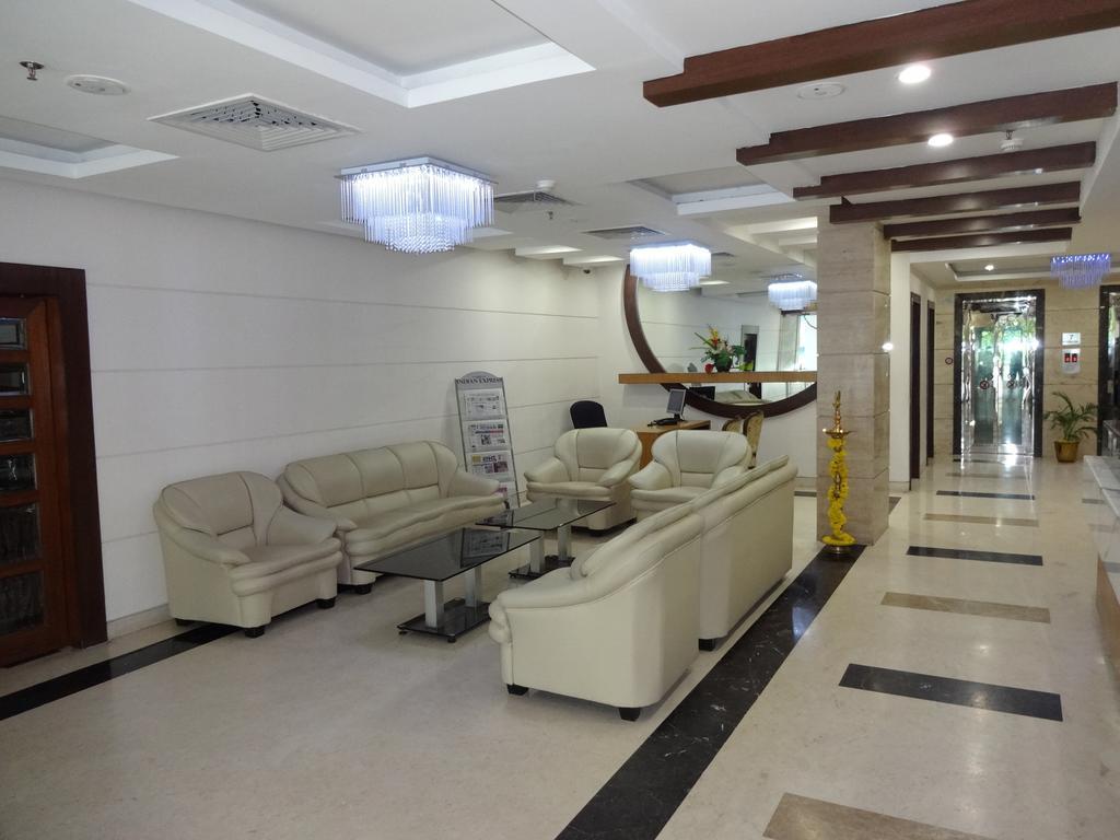 La Hospin Hotel Rājahmundry Pokój zdjęcie