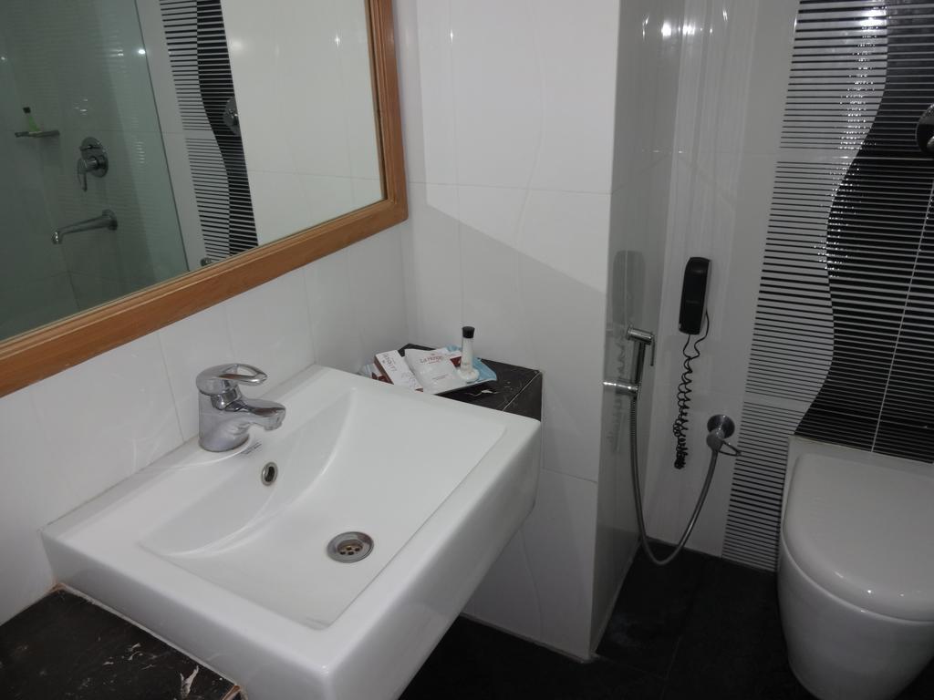 La Hospin Hotel Rājahmundry Pokój zdjęcie